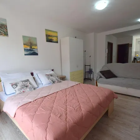 Apartamento Marino Letizia By Interhome