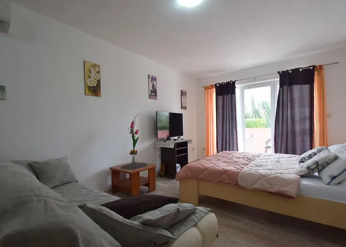 Marino Letizia By Interhome Rasopasno