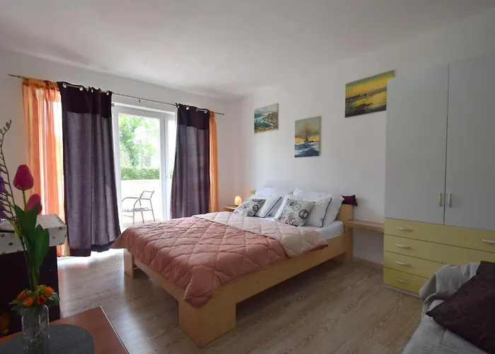 Apartment Marino Letizia By Interhome Rasopasno